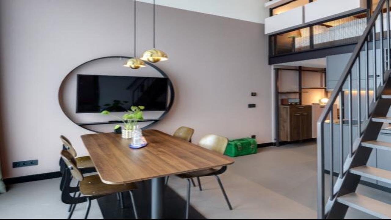 Pet -Friendly 1 Bedroom Luxury Suite, Vancouver